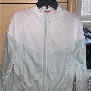 Nike windbreaker